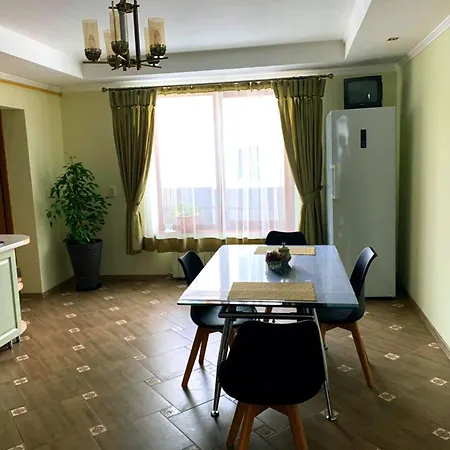 зелений дім - Viridi House Morshyn