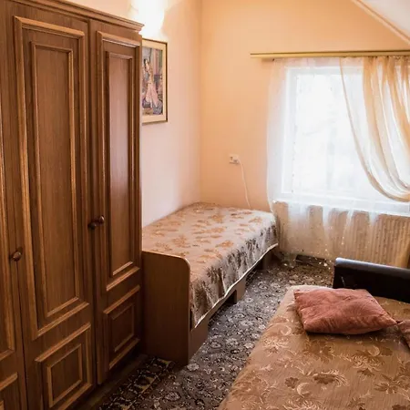 зелений дім - Viridi House *