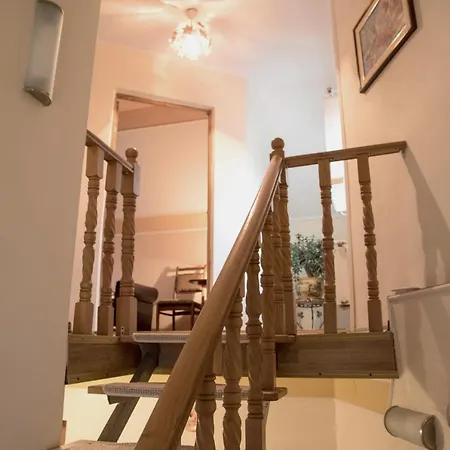 зелений дім - Viridi House