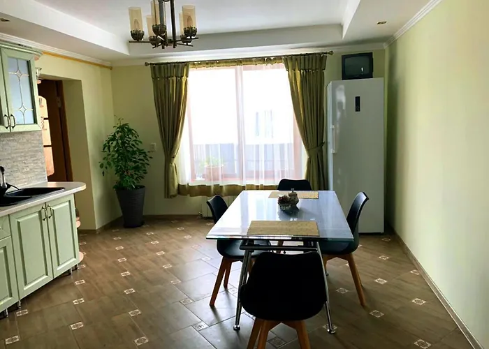 зелений дім - Viridi House Morshyn